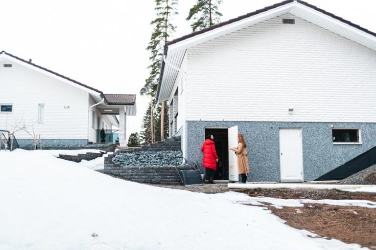 omakotitalon sähkökeskus